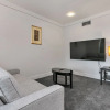 Отель QV 1 Bedroom w Kitchen Laundry CBD 1059, фото 3