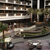 Отель Embassy Suites by Hilton Las Vegas в Лас-Вегасе