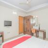 Отель OYO 14204 Regal Residency, фото 5