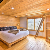Отель Secluded Granby Mtn Cabin: 75 Acres & Views, фото 6
