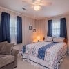 Отель Dip Inn by Oak Island Accommodations, фото 4