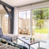 Отель Maison de 2 chambres avec piscine partagee jardin clos et wifi a Pontorson, фото 6