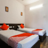Отель OYO 16633 Green City Club House, фото 17
