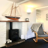 Отель Gorgeous Coastal Cottage for 6 in Charlestown, фото 5