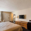 Отель Rodeway Inn & Suites, фото 4