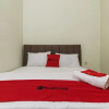 Отель Reddoorz Near Stasiun Poris Tangerang, фото 6