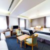 Отель SureStay Plus Hotel by Best Western Shin-Osaka, фото 17