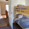 Отель Lovely 3 bedroom house with garden and parking, фото 19