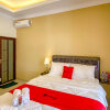 Отель RedDoorz Premium near Museum Angkut Batu 3, фото 3