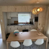 Отель Gezellige bungalow op steenworp afstand v/h strand, фото 6