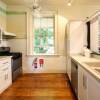 Отель Beachfront Classic 3-bed House - Whitecaps by BSL Rentals, фото 10