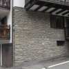 Отель ALTIDO Rustic Apt for 4 with Parking Nearby Ski Lifts, фото 10