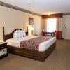 Отель Hilltop Inn & Suites - North Stonington, фото 31