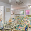 Отель Lush Tropical Plantings In A Gated Compound Located Directly On The Florida Bay 1 Bedroom Cottage by, фото 11