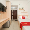Отель RedLiving Apartemen Sayana - Premium Property, фото 4