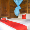 Отель RedDoorz @ Tambolaka Sumba, фото 34