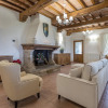 Отель Tenuta Montiepoli 12 3 Emma Villas, фото 3