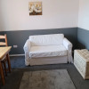Отель Cosy 1-bed Apartment in Swindon, Private Parking, фото 16