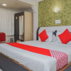 Отель OYO 23711 Hotel Tushar, фото 3