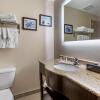 Отель Comfort Suites Phoenix Airport, фото 8