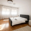 Отель Sunny 1bdr Apartment Near City Center, фото 5