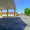 Отель Econo Lodge Inn & Suites, фото 1