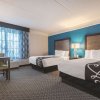 Отель La Quinta Inn & Suites Orlando Lake Mary в Лейке Мэри