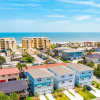 Отель Beach Escape One - Luxury Townhome, фото 23