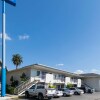 Отель Howard Johnson Redlands в Редлендсе