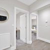 Отель Crown Place 2 & 3 Bedroom Luxury Apts, фото 6
