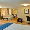 Отель Holiday Inn Express Hotel & Suites Albuquerque Airport, an IHG Hotel, фото 7