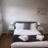 Отель 2nd Floor Town Centre Apt with FREE Parking, фото 5