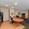 Отель Candlewood Suites Chambersburg, an IHG Hotel, фото 21