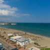 Отель Beachfront 4BR Big groups or 2 families, фото 11