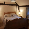 Отель Delightful 3 bed Thatched Cottage Near Winchester, фото 4