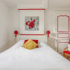 Отель Apartment on the First Floor in the Heart of Bayeux, Free Parking 150 Meters, фото 4