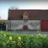 Отель Chez Fifine, cottage in Artois в Мон-Сент-Элуа