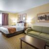 Отель Cobblestone Suites - Ripon, фото 7