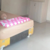 Отель OYO 93866 Neva Guest House Syariah, фото 2