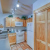 Отель Tenderfoot Lodge 1 Bedroom at the Mountain House Base, фото 8