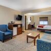 Отель Comfort Inn & Suites Greenville I-70, фото 48