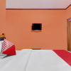 Отель OYO 90454 Adinda Homestay Cibodas Lemban, фото 14