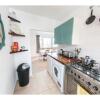 Отель Bright & Airy 2-bedroom Flat for 6 in Blackheath, фото 6