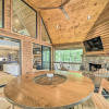 Отель Luxe Glenville Resort Retreat w/ Fireplace!, фото 8