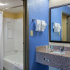 Отель Quality Inn & Suites near Six Flags East, фото 23