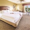 Отель La Quinta Inn & Suites by Wyndham Marble Falls, фото 38