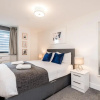 Отель Stylish, Modern Apt - Central - Walk Everywhere!, фото 13