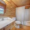 Отель Bear Tracks - Two Bedroom Cabin, фото 23