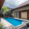 Отель ZenRooms Legian Nakula Srikandi, фото 11