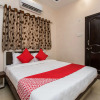 Отель OYO 12161 Hotel Madhur Inn, фото 3